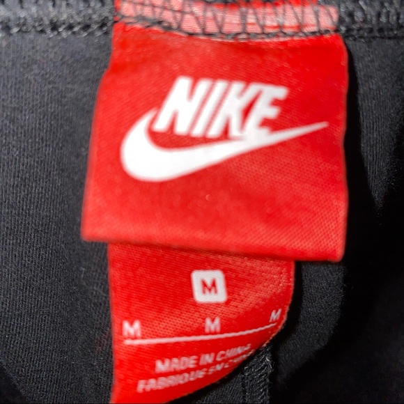 Nike Sportswear Limited Edition Floral Leggings - Picture 9 of 10